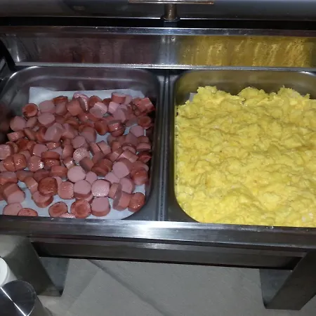 Mizar 3* ريميني