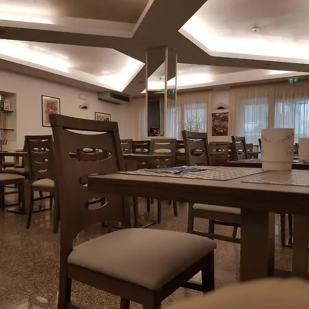 Mizar Hotel 3*