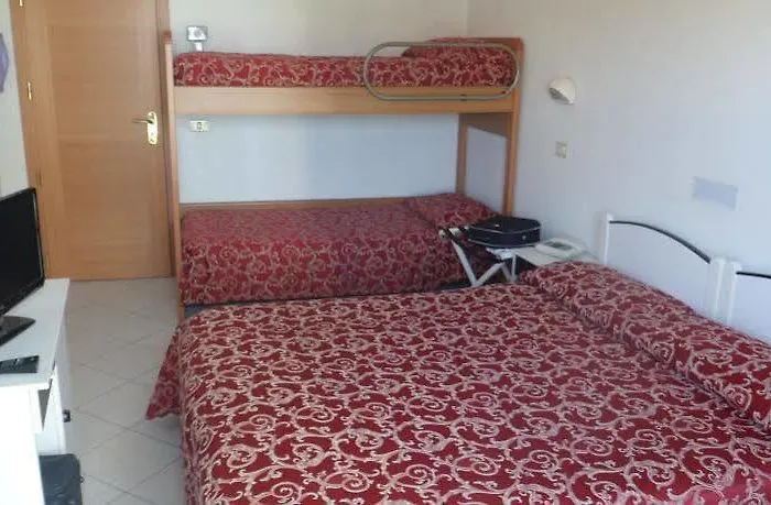 Mizar Hotel 3*